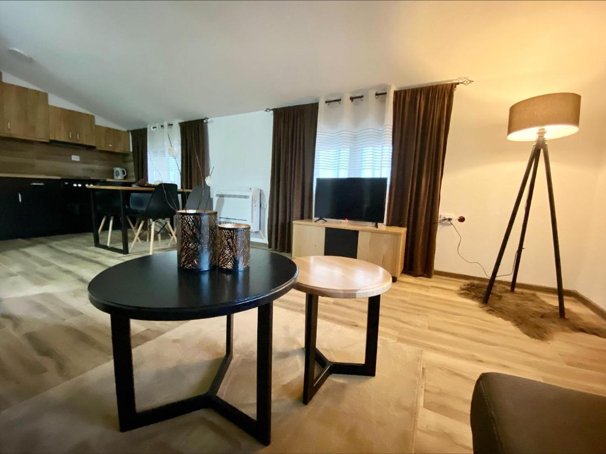 Clarina All Seasons Rooms & Apartments Крушево Экстерьер фото
