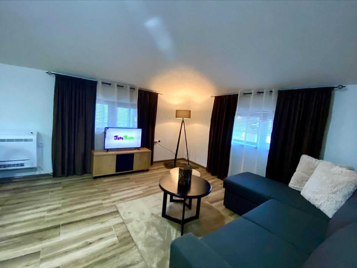 Clarina All Seasons Rooms & Apartments Крушево Экстерьер фото